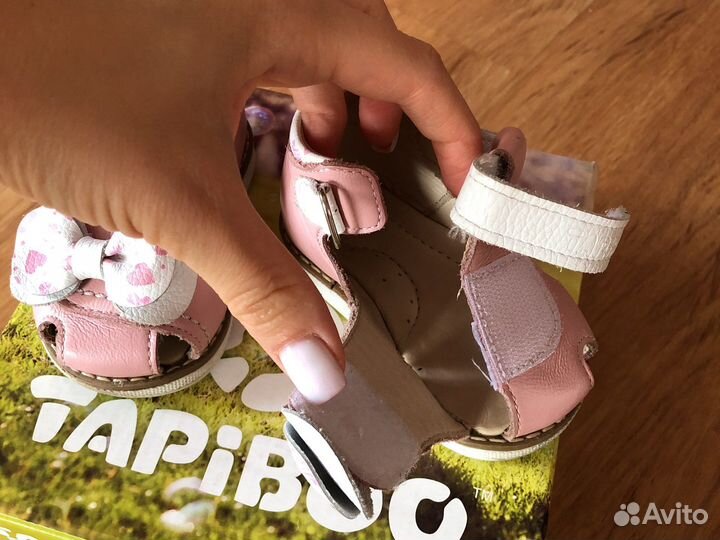 Сандалии для девочки