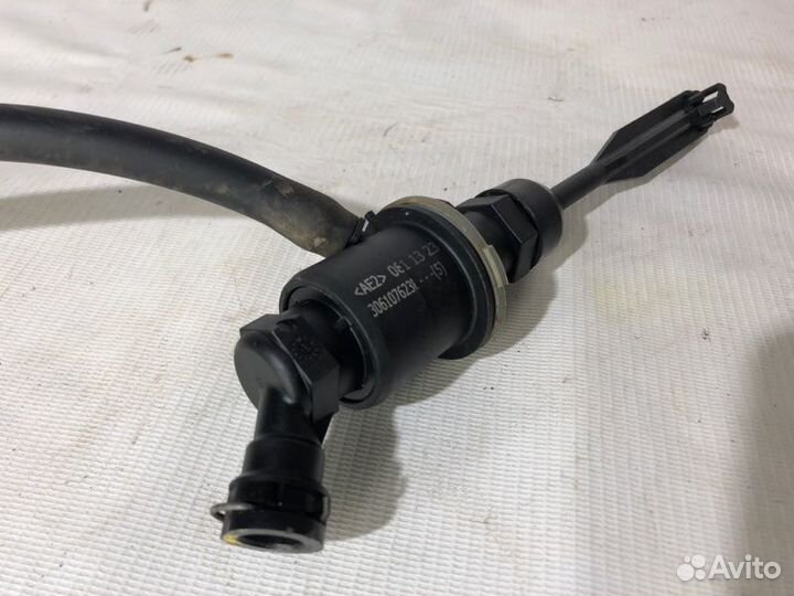 Главный цилиндр сцепления Renault Duster K4MA690