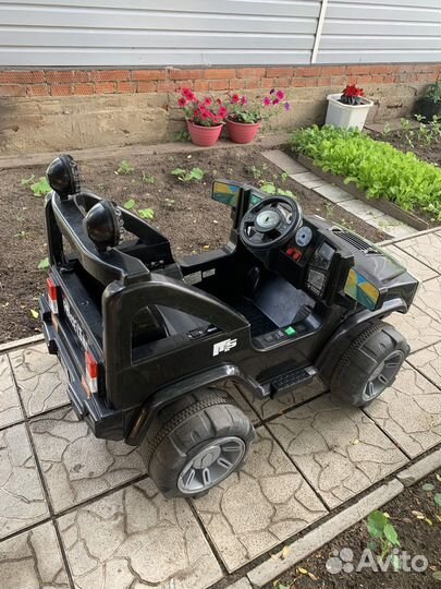 Детский электромобиль бу