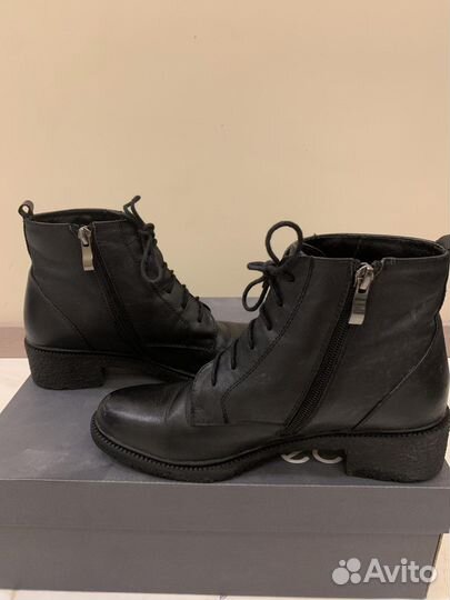 Ботинки женские