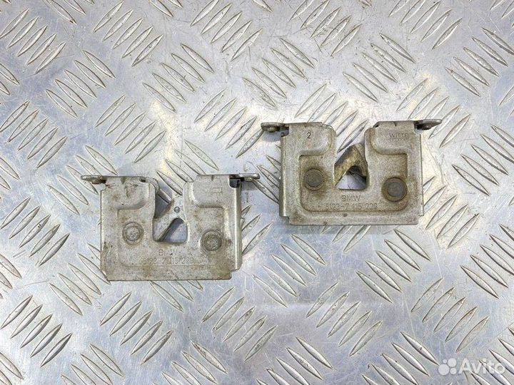 Замок капота Bmw 5 Е60 N52B30 2005