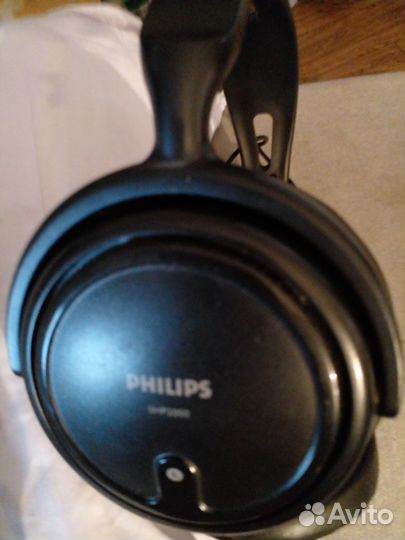 Проводные наушники philips