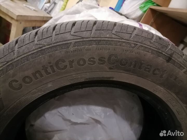 Continental ContiCrossContact LX2 215/65 R16