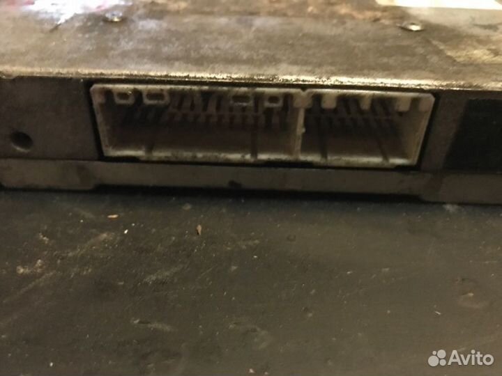 Блок управления двс Toyota Raum