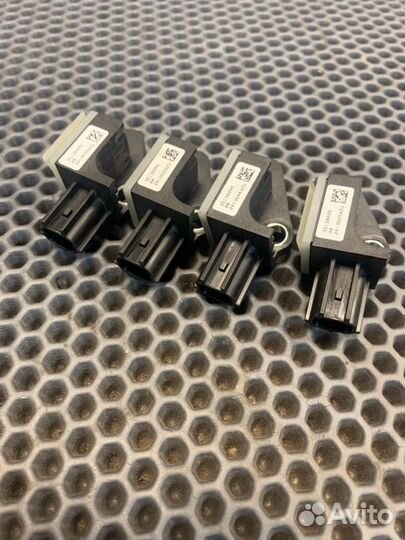 Датчик удара Porshe Panamera 970 рест cwaa M46.20