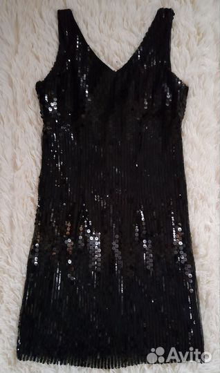 Платье с пайетками, новое, 42р