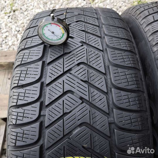Pirelli Scorpion Winter 235/50 R18