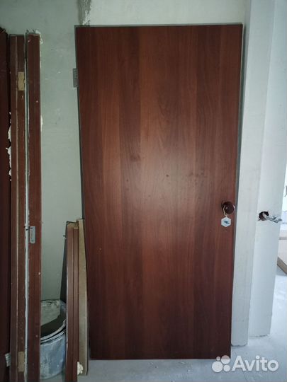 Дверь входная