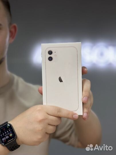 iPhone 11, 64 ГБ