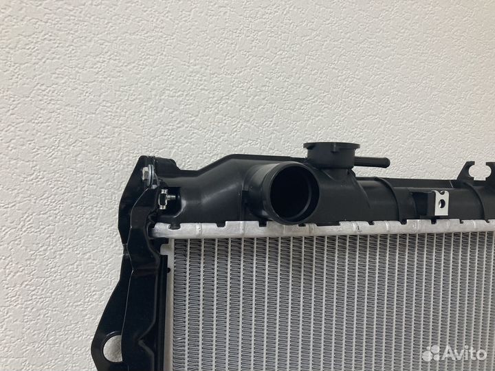 Радиатор охлаждения Тойота Лэнд Крузер 80 HD/HZ 90