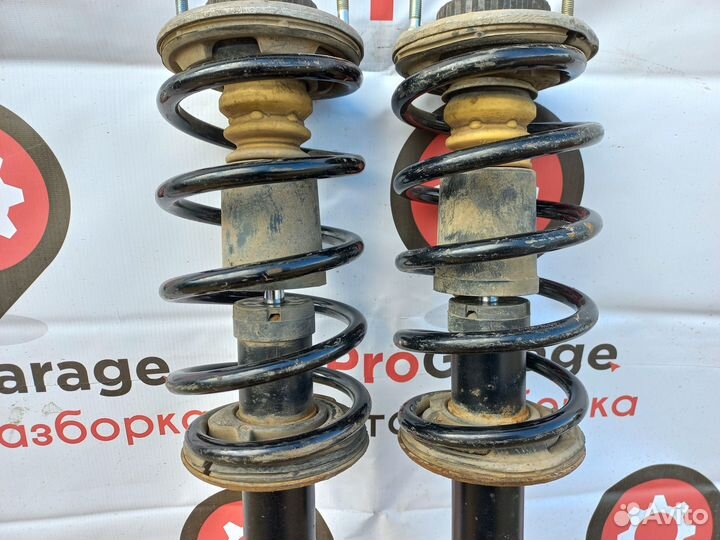 Передние стойки в сборе Audi A6 C5 Passat B5