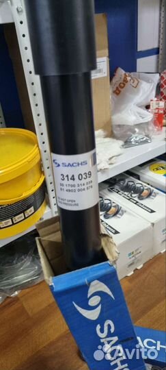 Стойки амортизатора nissan qashqai j10