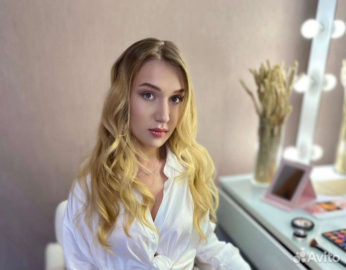 Свадебный стилист макияж прически локоны