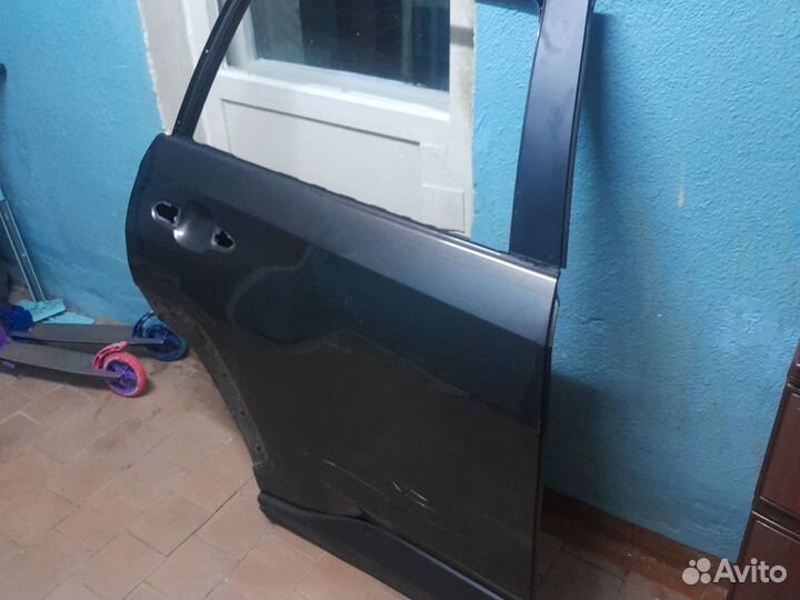 Дверь задняя правая toyota rav4 xa50