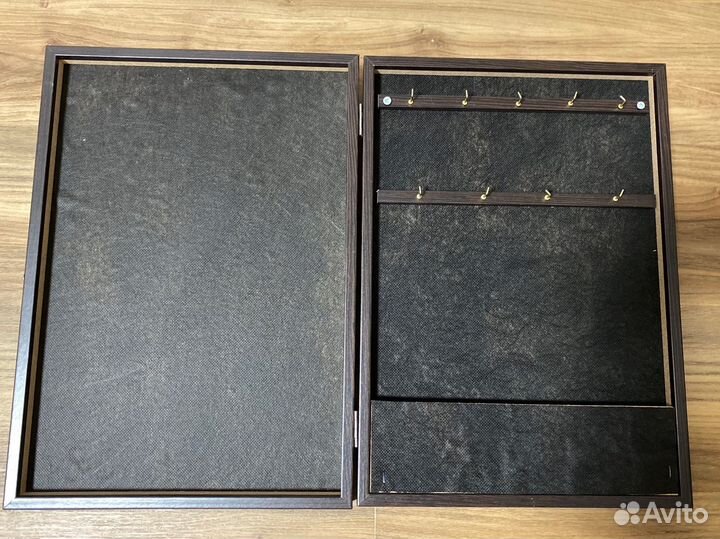 Ключница настенная из дерева