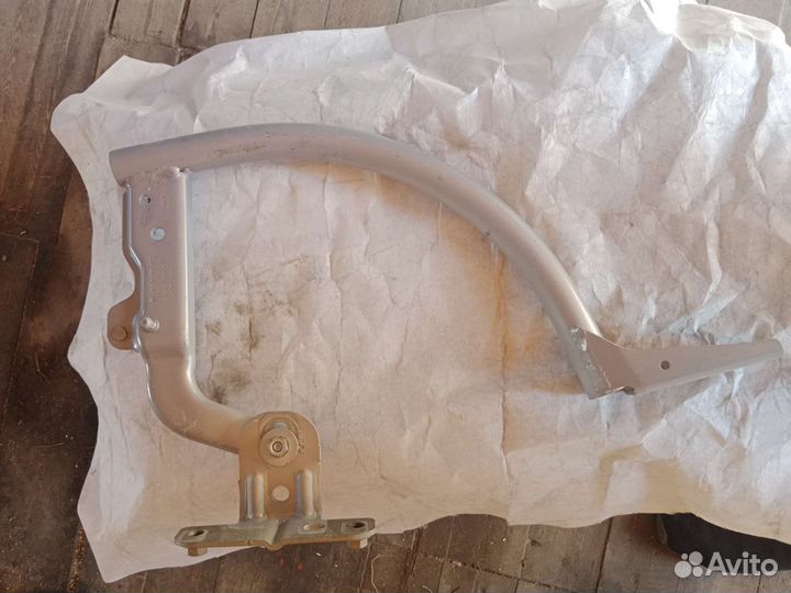 Петли капота ford фокус 3