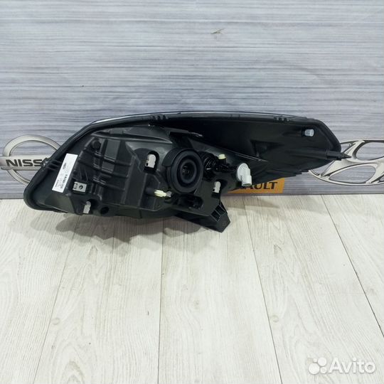 Фара Renault sandero stepway Прав