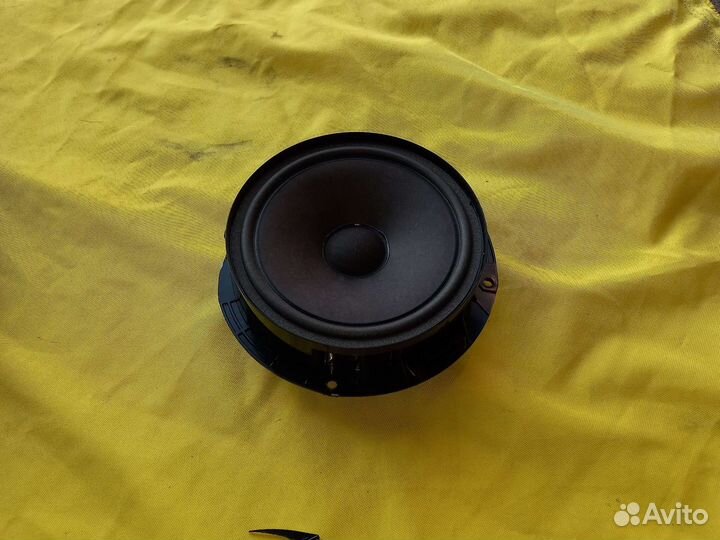 Динамик двери оригинал Volkswagen Passat B7