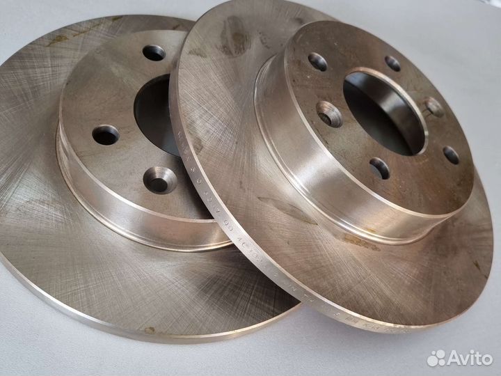 Тормозные диски передние Renault Logan / Sandero