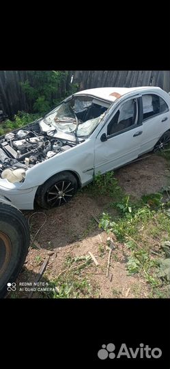 В разборе mercedes с180