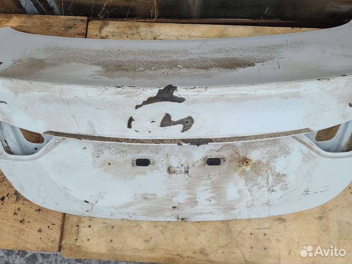 Крышка багажника hyundai Elantra md