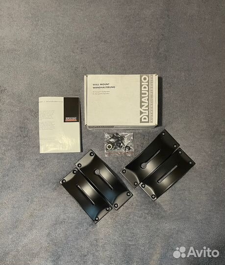 Крепёж Dynaudio для полочной акустики