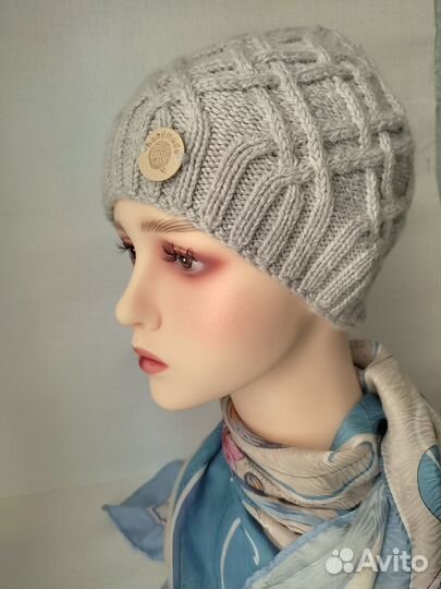 Шапочка Араны ручной работы для женщин и мужчин