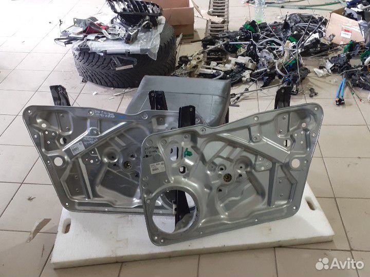 Стеклоподъемник передний левый правый Tiguan Тигуа