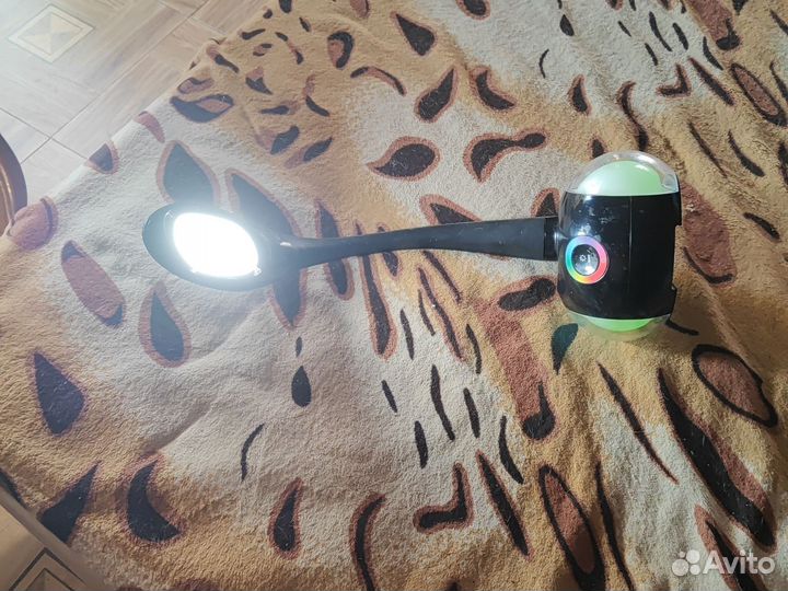 Лампа настольная беспроводная аккумуляторная