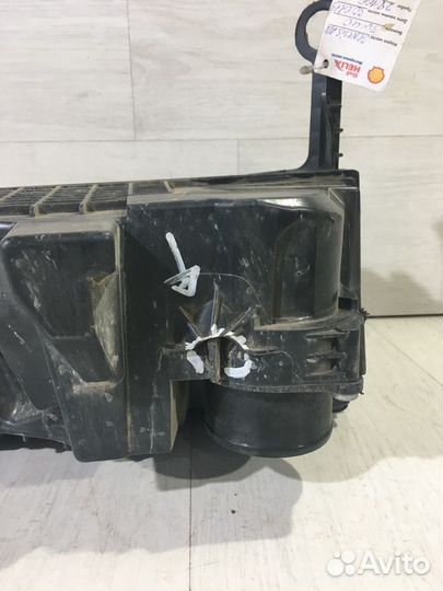 Корпус воздушного фильтра LADA xray 1.6 мт