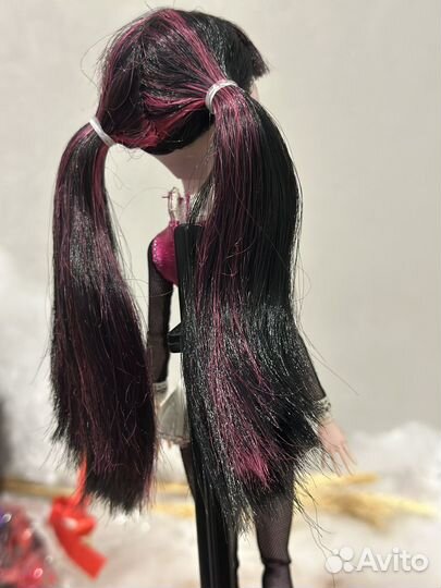 Кукла Монстер Хай Дракулаура базовая