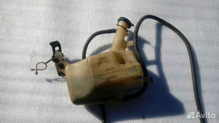 Honda CBR900RR Fireblade 95 расширительный бачок