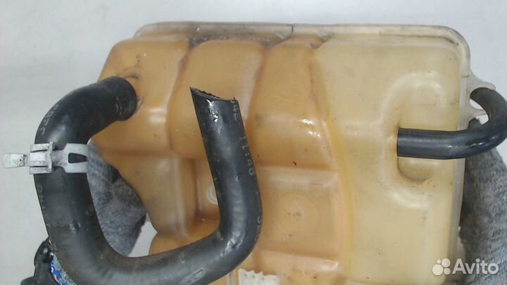 Бачок расширительный Jeep Liberty, 2003