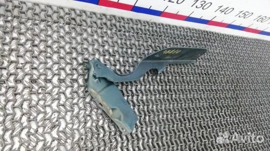 Петля капота jeep grand cherokee WK (4BA10D501)