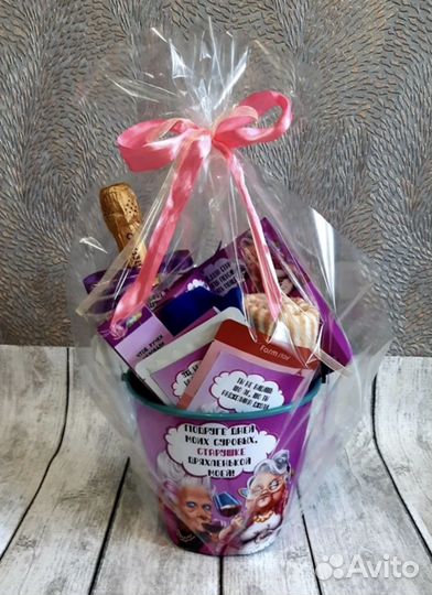 Оригинальный подарок подруге