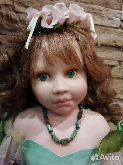 Коллекционная кукла