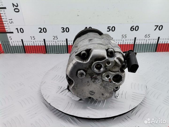 Компрессор кондиционера для Volkswagen Golf 4