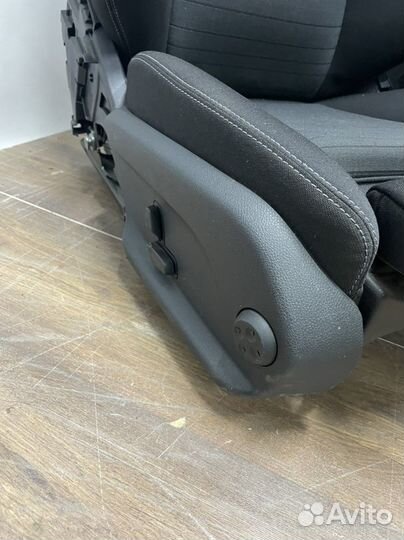 Mercedes W205 GlC GLA Sport сидения