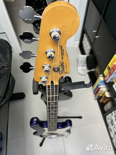 Fender Precision bass