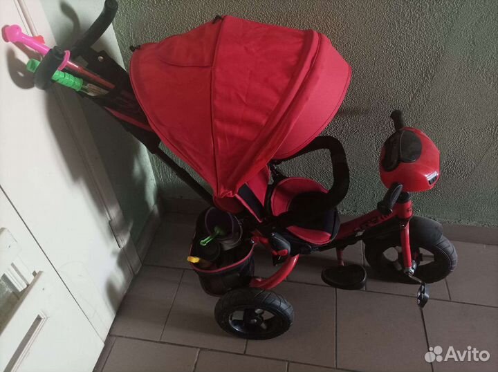 Детский велосипед трехколесный с ручкой