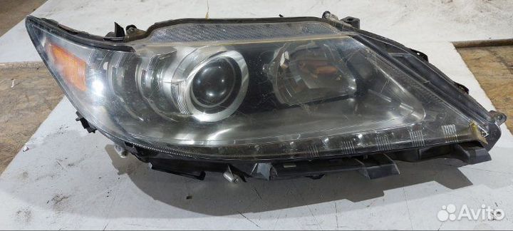 Фара ксеноновая передняя правая Lexus Es 2012-2015