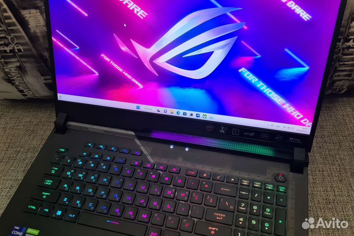 Asus ROG Strix Scar 17 i9 12900H / RTX 3070Ti /2TB