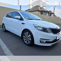 Kia Rio 1.6 AT, 2015, 131 500 км, с пробегом, цена 1 330 000 руб.