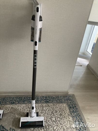 Пылесос Polaris 0725 как новый