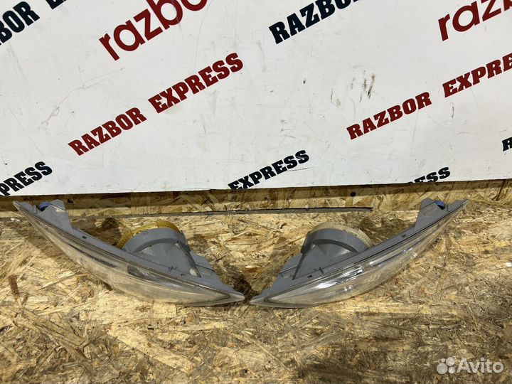 Фара противотуманная левая правая Ford Mondeo IV 4