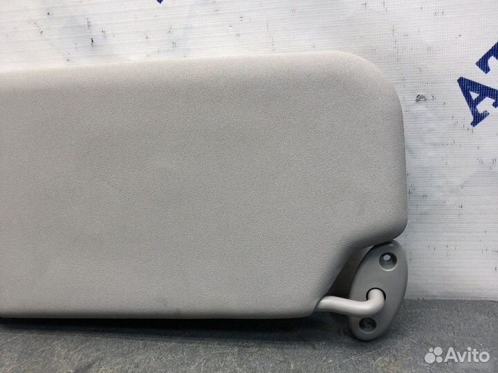 Козырек правый Ford Fusion 2005-2012