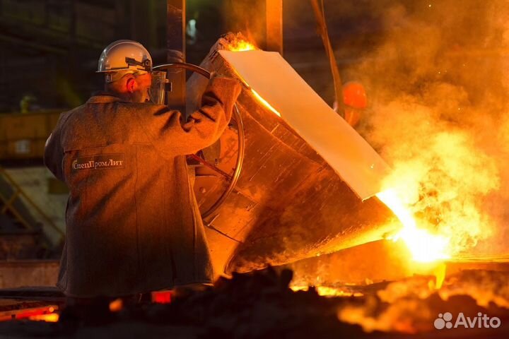 Рабочий на литейное производство