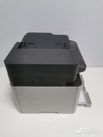 Цветное лазерное мфу Samsung CLX-3305