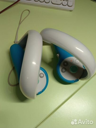 Шлем виртуальной реальности Pico 4 Global