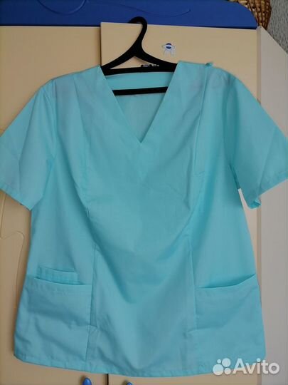 Медицинский костюм женский новый